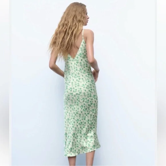Zara The Lara Dress Green Floral Midi Dress - Picture 2 of 7